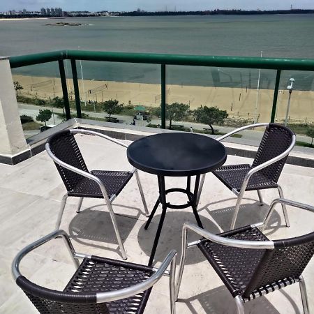 Acomodações na Praia de Camburi, Veja as opções de Quarto Vitória Exterior foto