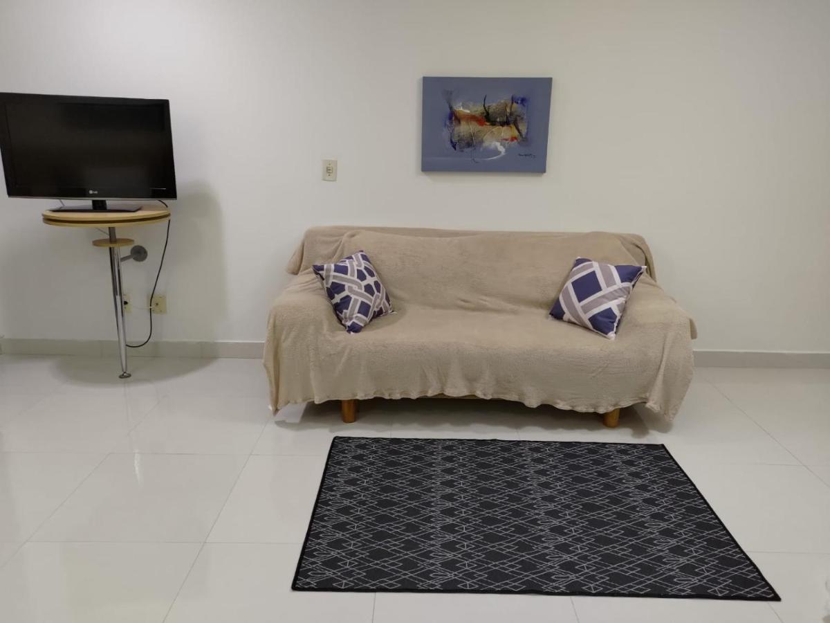 Acomodações na Praia de Camburi, Veja as opções de Quarto Vitória Exterior foto