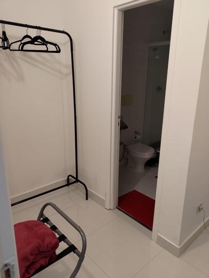 Acomodações na Praia de Camburi, Veja as opções de Quarto Vitória Exterior foto