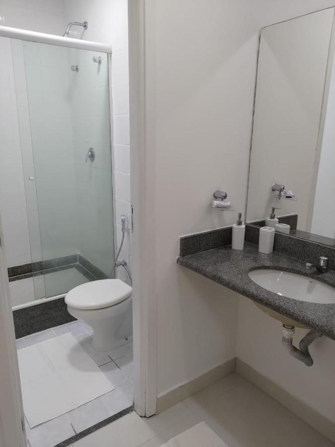 Acomodações na Praia de Camburi, Veja as opções de Quarto Vitória Exterior foto